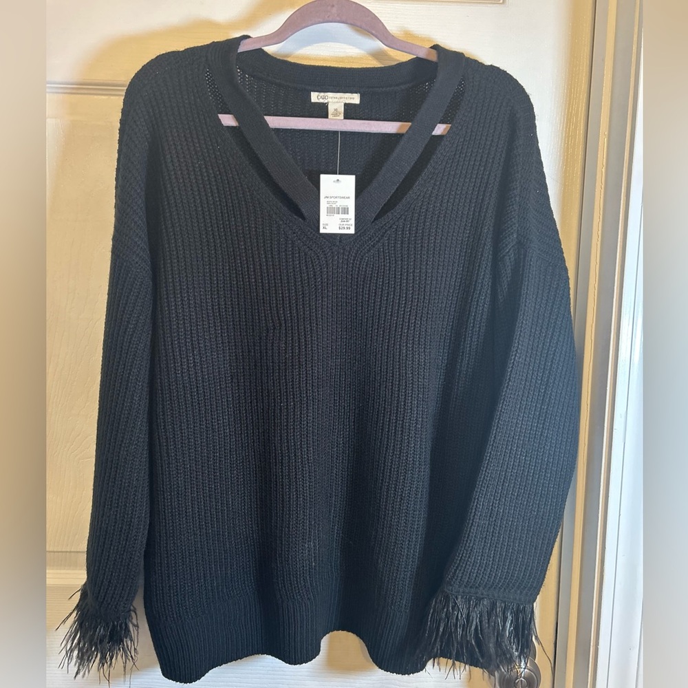 XL Black Sweater w/ faux feathers